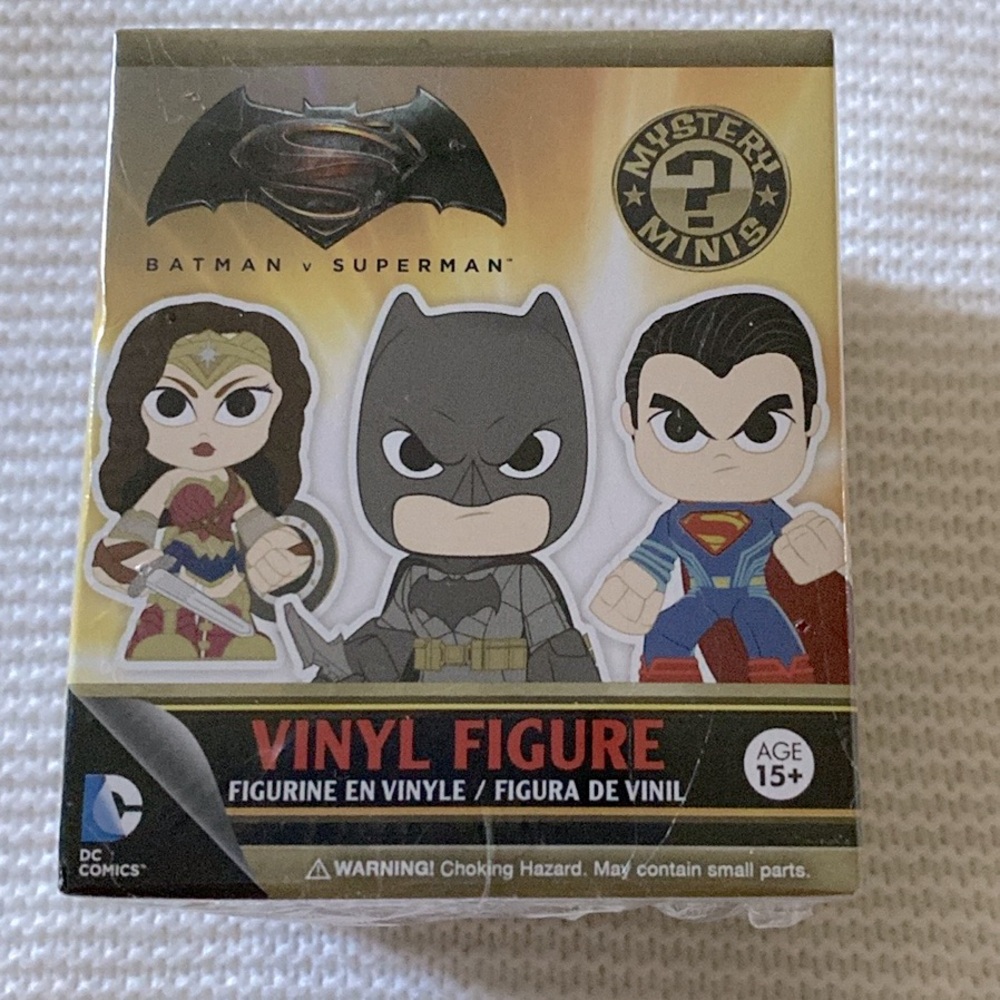 Funko Batman v Superman mystery vinyl figure